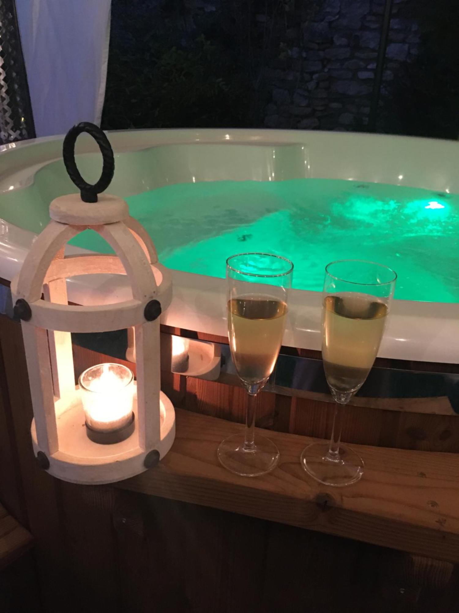 Paradis Fleuri Et Son Bain Nordique Chaussy  Екстер'єр фото